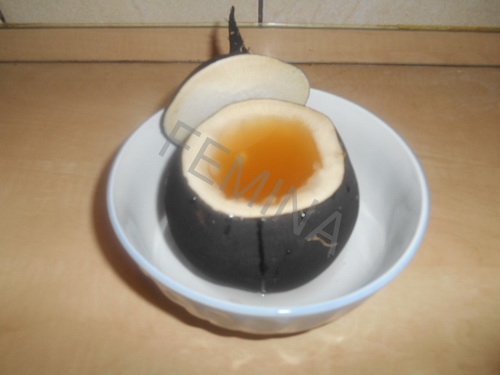 Sirup protiv kašlja sa crnom rotkvom i medom. Recept.