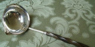 Kako izlečiti upalu grla i krajnika sa kutlačom. Ruski narodni recept.