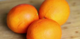 Kako lako oljuštiti narandžu