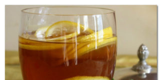 Pila je vodu sa medom i limunom svako jutro godinu dana. Evo šta se posle toga desilo