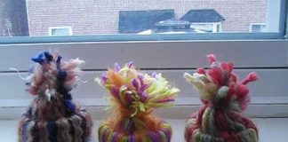 Simpatičan ukras za jelku, koji možete napraviti sami.