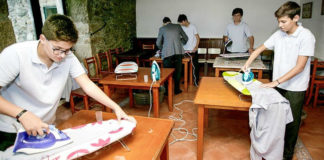 Španska škola uvela domaćinstvo za dečake – sjajana inicijativa za borbu protiv rodne nearvnopravnosti