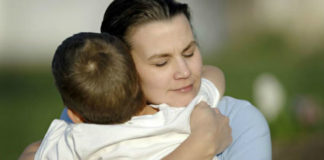 Što više grlite svoju decu, ona postaju pametnija