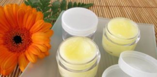 Besprekorne pete. Efikasna domaća krema za negu stopala.