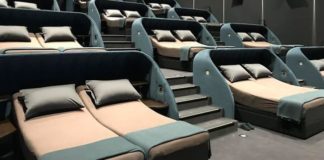 U Švajcarskoj postoje bioskopi u kojima možete rezervisati bračni krevet
