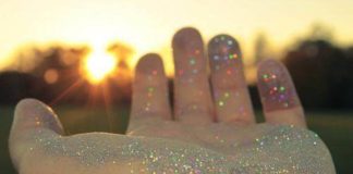 Smrt ne postoji. Nijedan čovek koji je postojao nije umro.